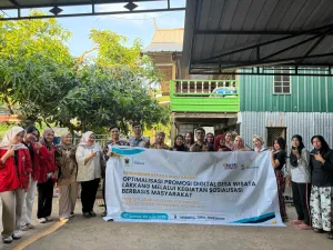 Fakultas Vokasi Unhas dan warga Lakkang berkolaborasi memperkuat promosi digital demi kemajuan desa wisata berkelanjutan. (Foto: Dok.Pribadi).